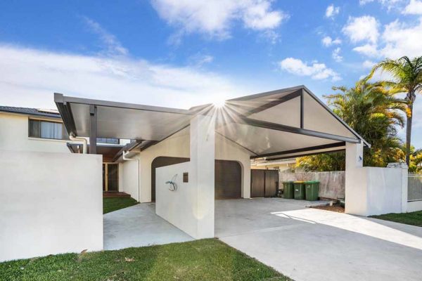 Home 2 Carports
