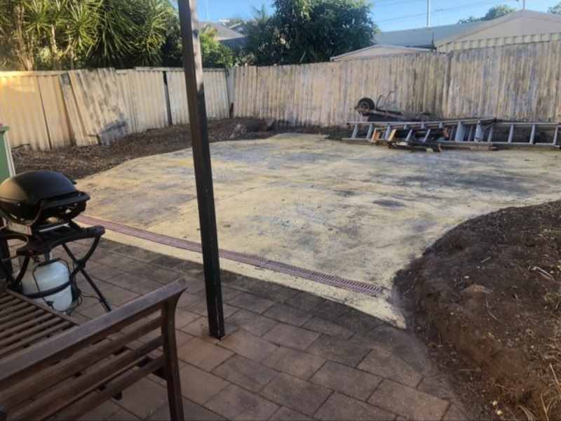 Gallery 5 Backyard before renovation