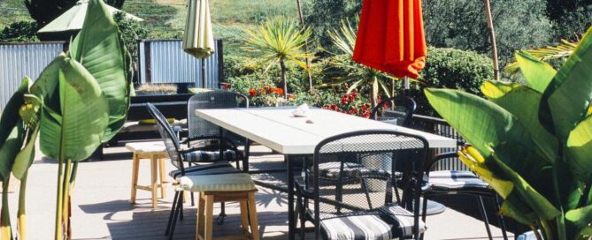 Comprehensive Guide: Cleaning Patio Furniture, Decks, Grills, and Rugs 3 Patio Furniture